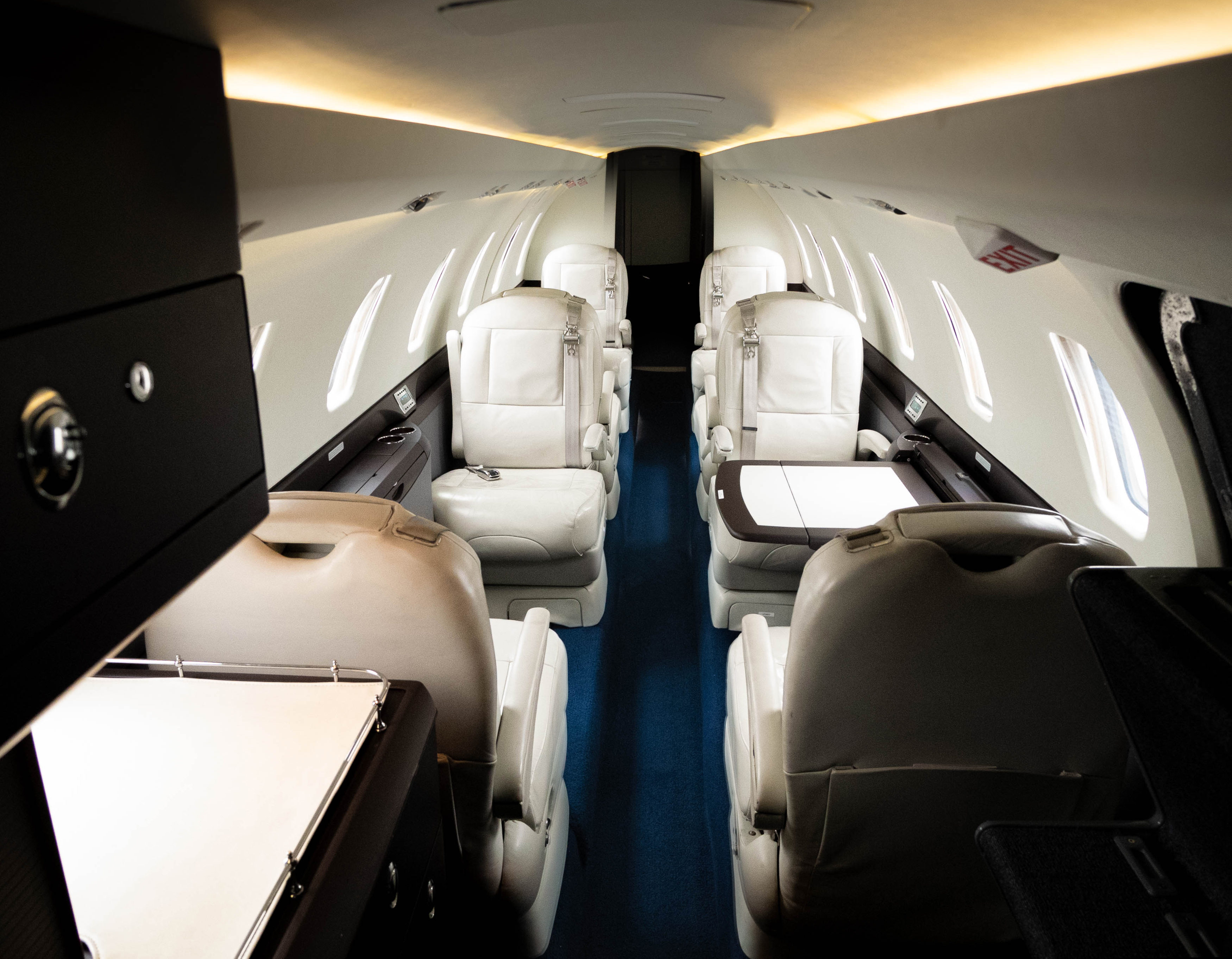 Citation X dramatic wide-angle interior cabin view
