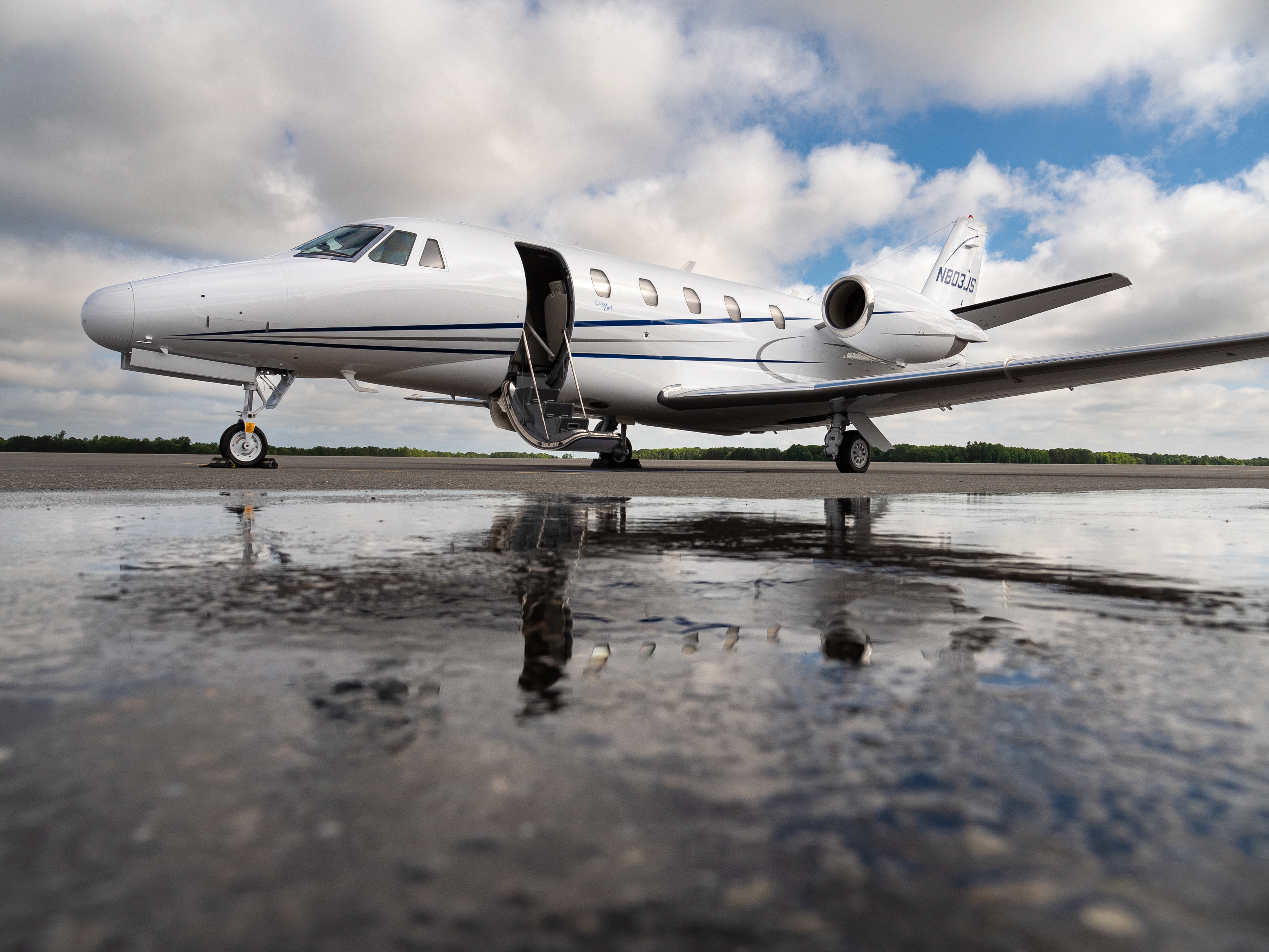 flyExclusive Citation XLS exterior